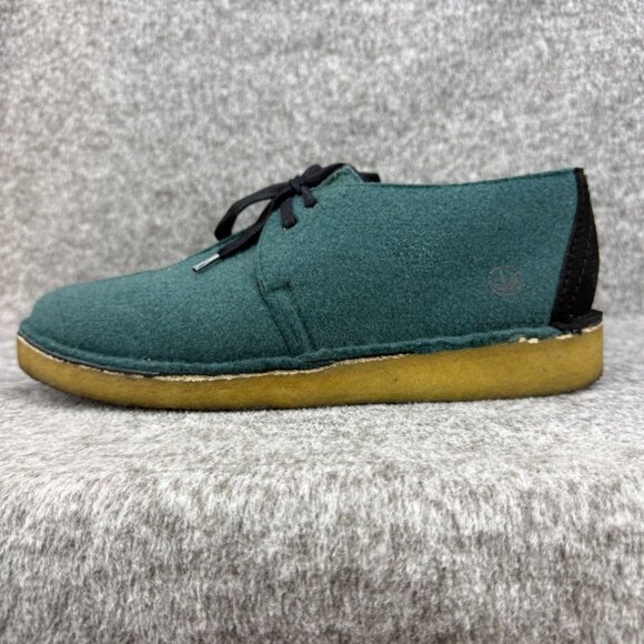 ✅Mens 11 Clarks Originals Desert Trek Green Felt Shoes Vegan Made Bank Robber main image 4